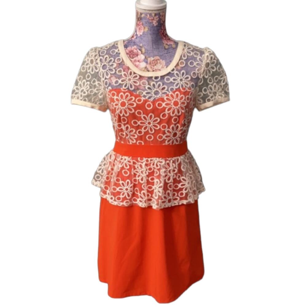 NWT Women's A'Reve Peplum Short Sleeve Lace Twee Dress Orange Size Large